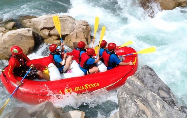  Avventura in rafting 
